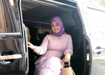 Berita Bukittinggi - berita Sumbar terbaru dan terkini hari ini: Berliana Betris (23) merupakan CEO PT Pangeran Aman Sukses.