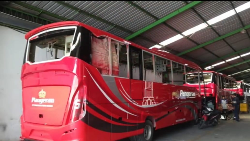 Video Penampakan Bus PO Pangeran, Pendatang Baru Rute Bukittinggi-Jakarta