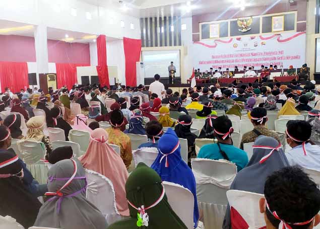 Berita Dharmasraya - berita Sumbar terbaru dan terkini hari ini: 363 mantan anggota NII Dharmasraya cabut baiat, sumpah setia pada NKRI.