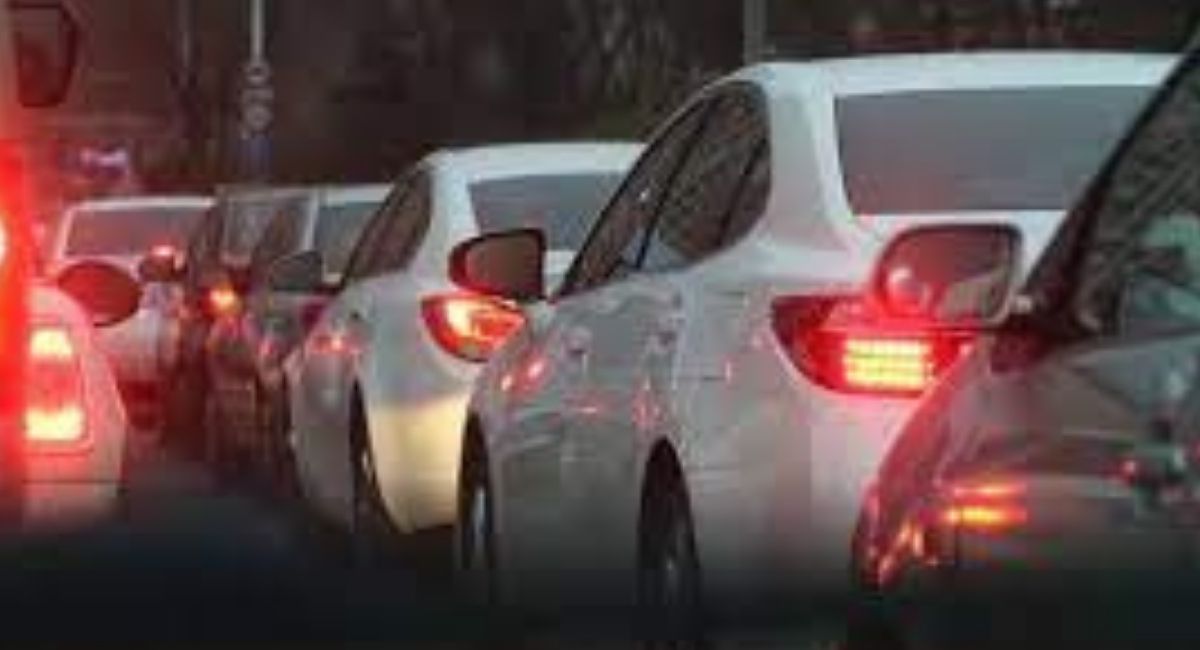 polisi-prediksi-puncak-arus-mudik-lebaran-2022-di-bukittinggi-28-april