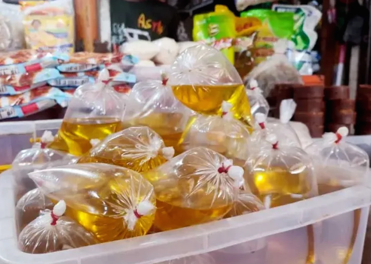 Pemerintah Bakal Salurkan BLT Minyak Goreng