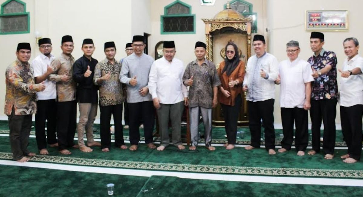 Terperangkap Macet Sitinjau Lauik, Sekdaprov: Titik Terparah Arus Transportasi di Sumbar