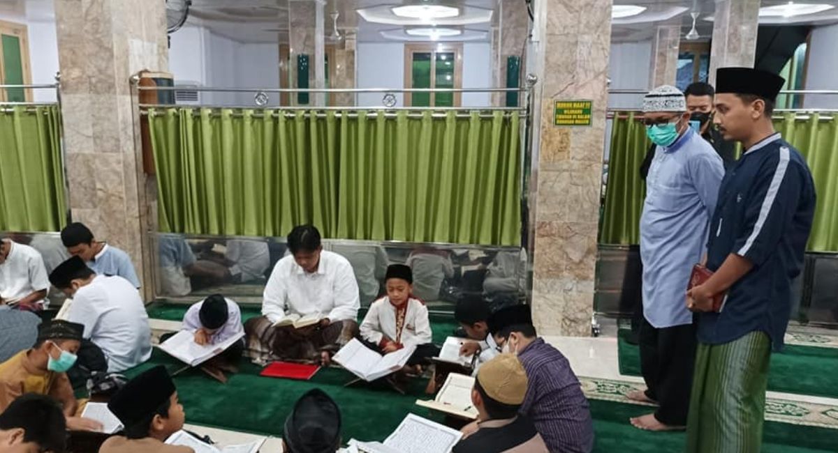 Wali Kota Padang Tinjau Kegiatan Safari Ramadan