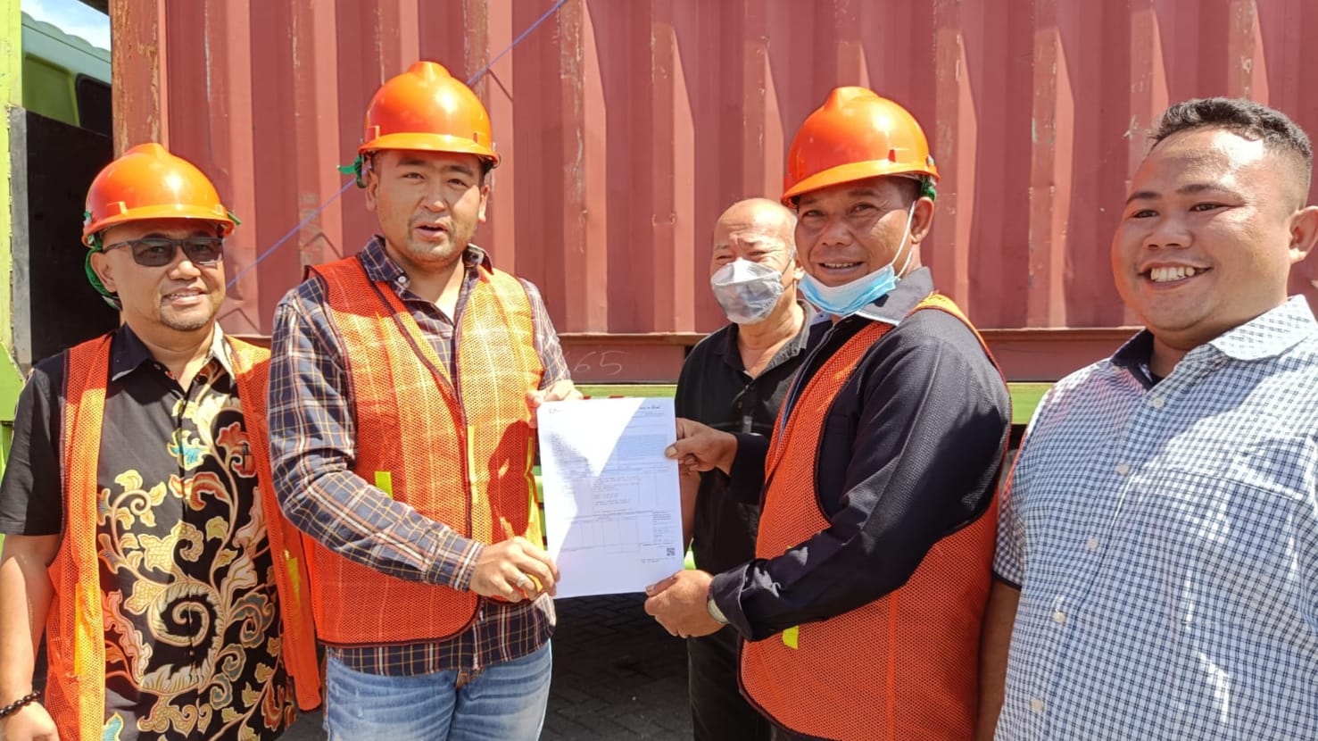 Wagub Sumbar Lepas Ekspor Kopi dari Solok Selatan ke Jepang