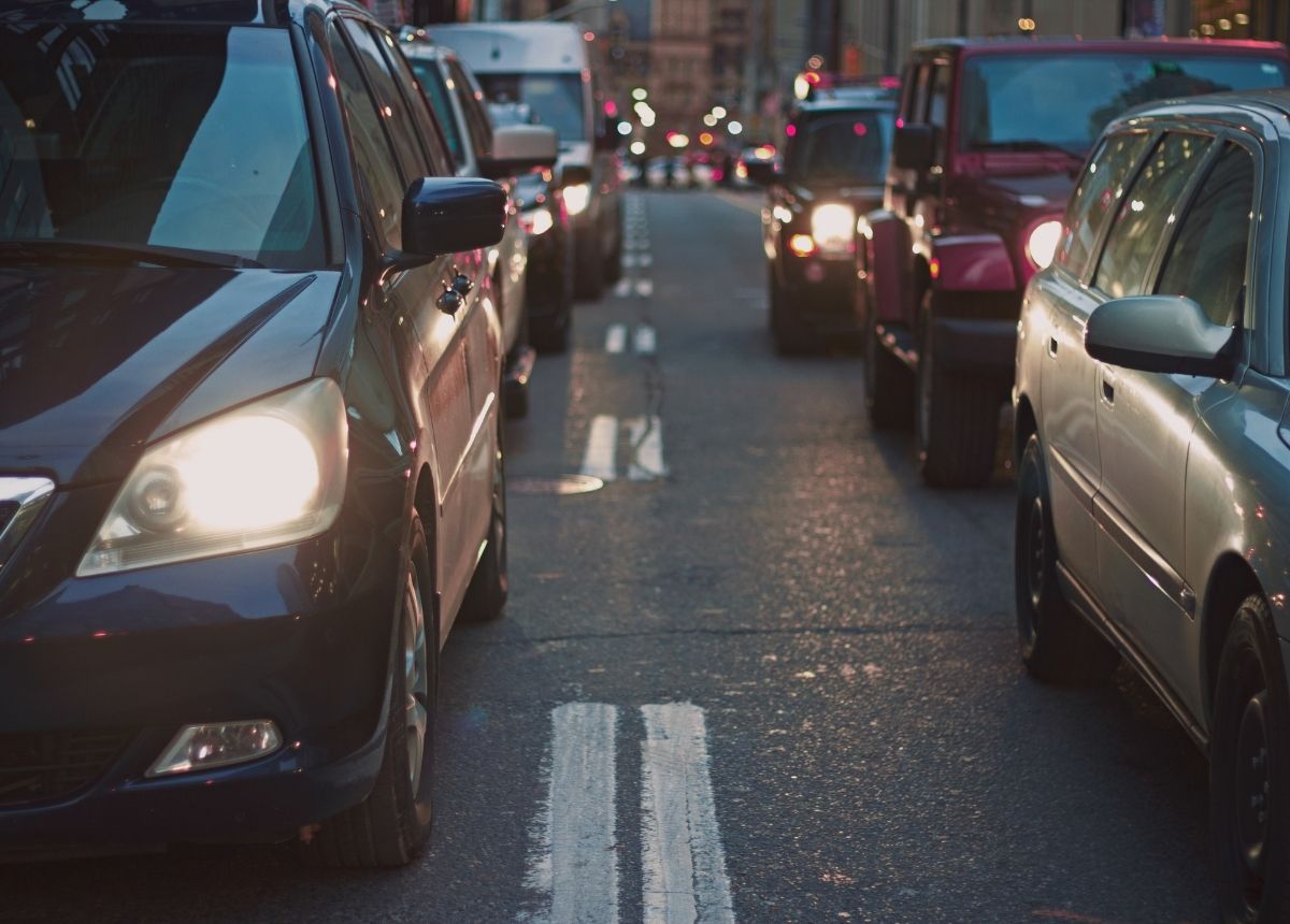 Perubahan rute terjadi pada manajemen rekayasa lalu lintas sistem satu arah (One Way) di jalur Padang-Bukittinggi saat arus mudik dan balik