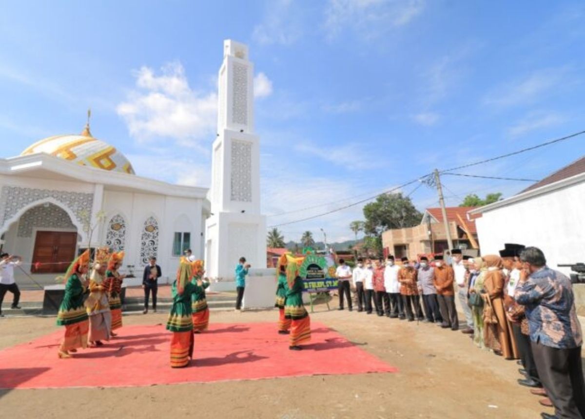 Masjid Al Hidayah Universitas Muhammadiyah (UM) Sumbar yang diresmikan oleh Wali Kota Payakumbuh Riza Falepi