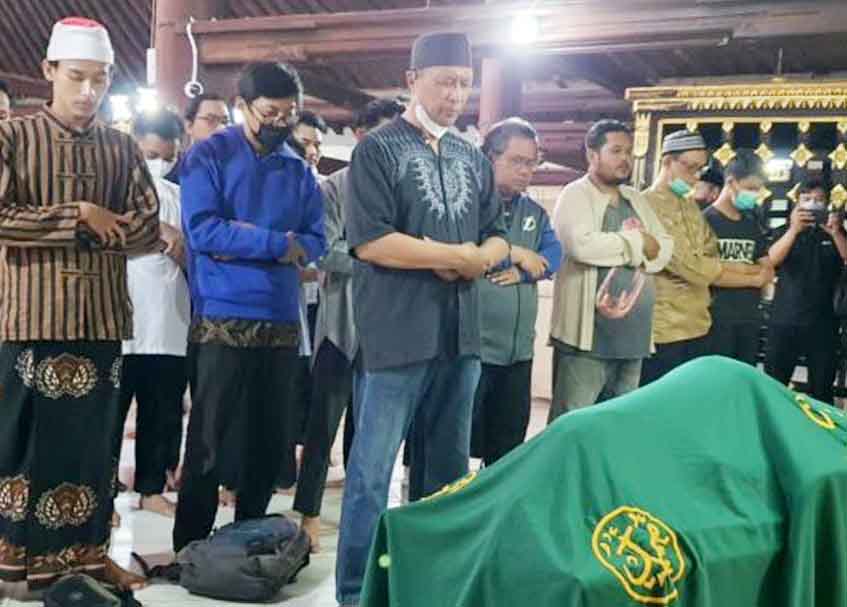 Berita terbaru dan terkini hari ini: Buya Syafii Maarif Wafat, Indonesia sangat kehilangan tokoh dan ulama besar yang menjadi panutan.