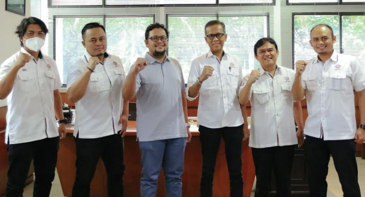 penyegaran-jelang-liga-2-indonesia-manajemen-baru-semen-padang-fc-targetkan-lolos-liga-1