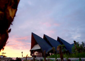 Berita Padang - berita Sumbar terbaru dan terkini hari ini: Beach Club bak di Bali kini juga telah hadir di Padang, didirikan Raffi Ahmad.