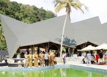 Berita Padang - berita Sumbar terbaru dan terkini hari ini: Wali Kota Padang menyambut baik kehadiran Marawa Beach Club milik Raffi Ahmad.