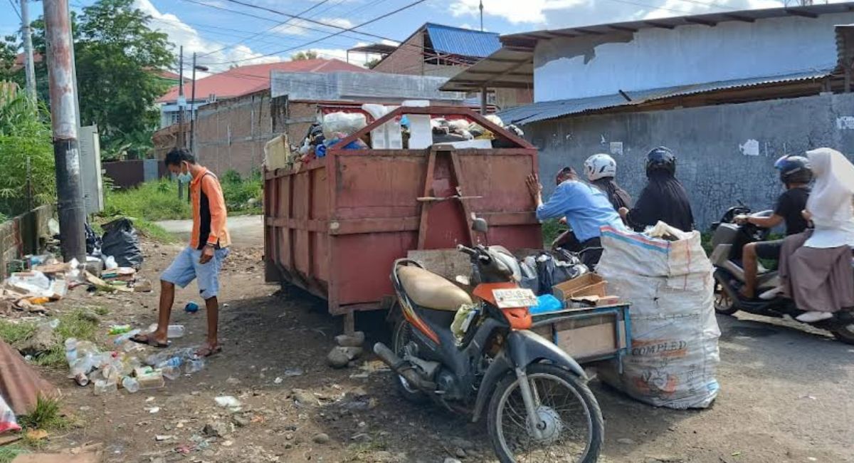 Produksi Sampah Warga Padang Capai 640 Ton Sehari