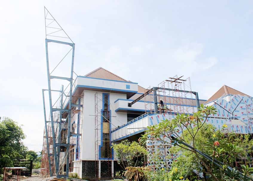 Berita Padang - berita Sumbar terbaru dan terkini hari ini: Pembangunan gedung Youth Center Padang sudah mencapai 42 persen.