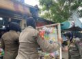Satpol PP Padang: Papan Iklan Jangan Manfaatkan Badan Jalan