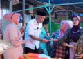 Langgam.id - Gubernur Sumatra Barat (Sumbar) Mahyeldi Ansharullah menyebut harga pangan relatif stabil menjelang Idul Adha.