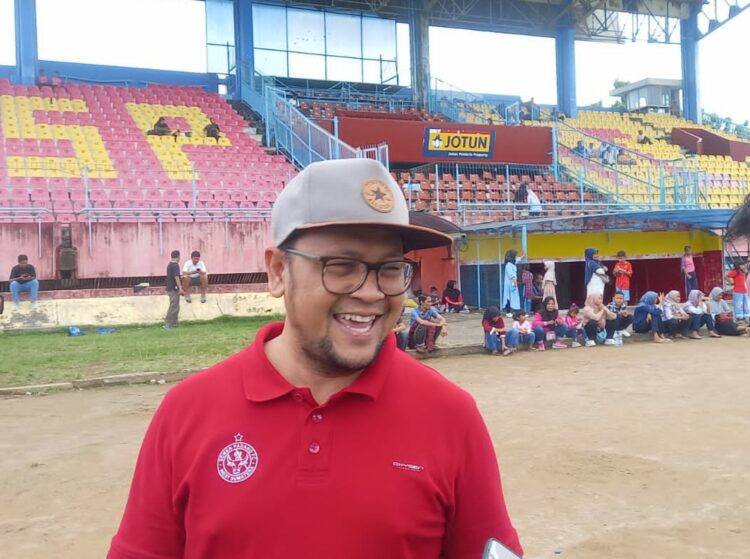 Langgam.id - Semen Padang FC berencana menggelar pertandingan uji coba dengan klub Persipura di Stadion Haji Agus Salim Kota Padang.