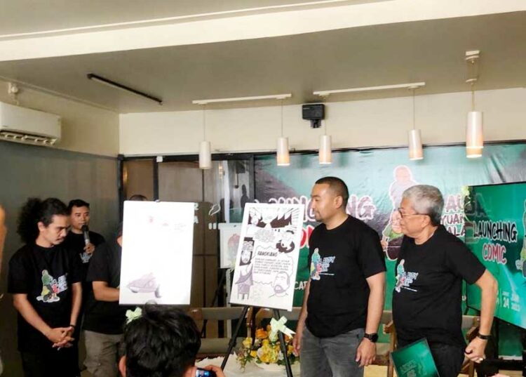 Langgam.id - Wakil Gubernur Sumatra Barat (Sumbar) Audy Joinaldy meluncurkan komik yang berjudul Da Audy dan Yuang Lala.