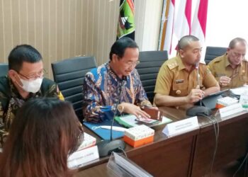 Langgam.id - Pemprov Sumbar menargetkan pembebasan lahan pembangunan jalan tol Padang-Pekanbaru bisa selesai bulan Juli 2022.
