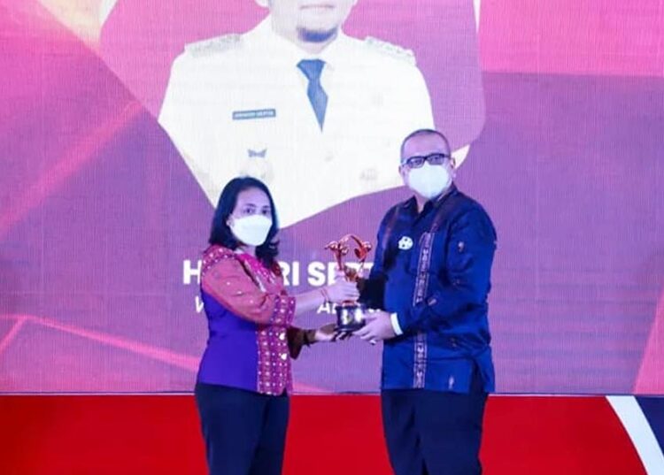 Langgam.id - Kota Padang, Sumbar kembali meraih penghargaan Kota Layak Anak kategori Nindya 2022, sama dengan tahun sebelumnya.