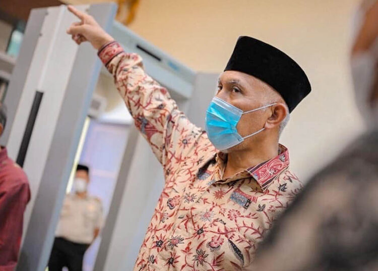 Langgam.id - Mahyeldi Ansharullah mengajak kepala daerah se-Sumatra untuk merenungkan kembali soal kebijakan penghapusan tenaga honorer.