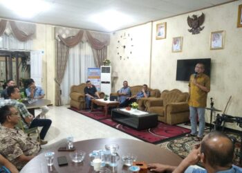 Ketua PKDP Elzadaswarman boyong dewan penasehat serta pengurus untuk bersilaturahmi dengan Wali Kota Payakumbuh, Riza Falepi.