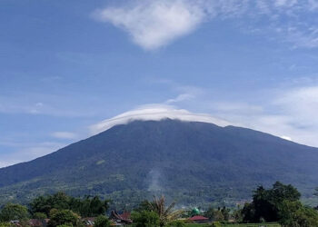 Langgam.id - BKSDA Provinsi Sumatra Barat (Sumbar) memutuskan menutup semua obyek daya tarik wisata alam yang ada di wilayahnya.
