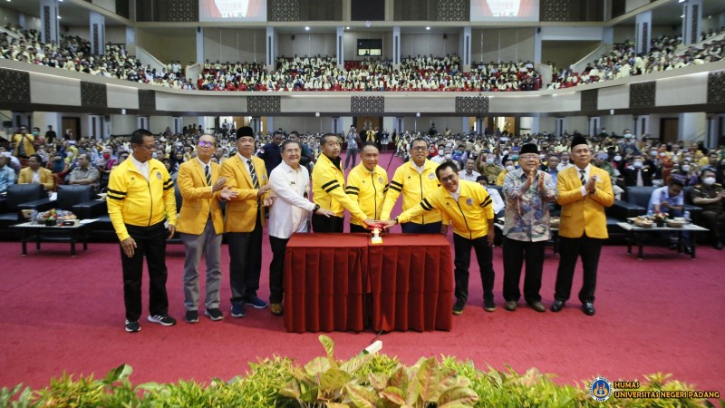 Sumbar Tuan Rumah Pomnas 2022, Menpora Perkirakan Dihadiri Lebih 10 Ribu Orang