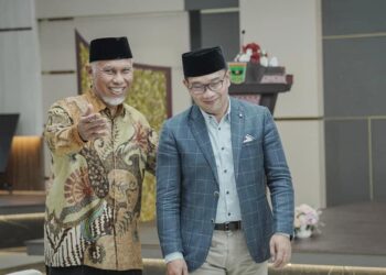 Langgam.id - Gubernur Jabar, Ridwan Kamil berkunjung ke Kota Padang, Sumbar saat kegiatan Rakernas Apeksi dihelat.