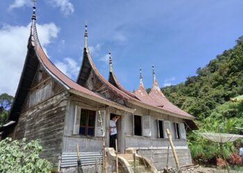 Rumah adat di Jorong Pagadih Hilia, Nagari Pagadih yang pernah dijadikan tempat penginapan oleh rombongan Syafrudin Prawinegara pada masa Pemerintahan Darurat Republik Indonesia (PDRI). (Foto: Zul Fitri Yana)