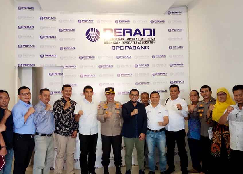 Langgam.id - Peradi Cabang Padang menggelar kegiatan peningkatan kapasitas dengan tema Keadilan Restoratif atau Restorative Justice.