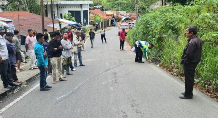 15 Mahasiswi Prama Nusantara Bukittinggi Terluka Akibat Angkot Terbalik