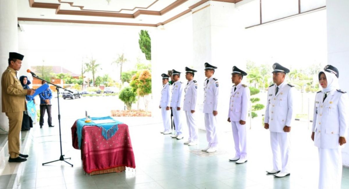 Lantik 7 Lurah di Kota Pariaman, Ini Pesan Wako Genius Umar