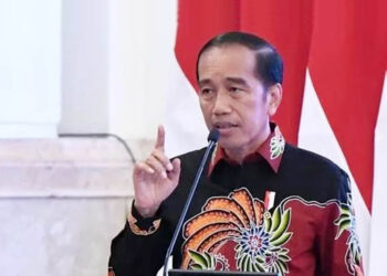 Langgam.id - Presiden Indonesia, Joko Widodo (Jokowi) mengingatkan agar anggota Polri tak ada lagi yang gaya hidupnya mewah.