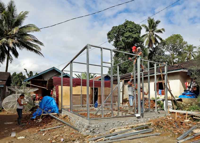 Langgam.id - Gempa bermagnitudo 6,1 telah meluluhlantahkan sebagian daerah di Kabupaten Pasaman Barat (Pasbar).