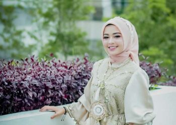 Langgam.id - Windu Nuril Ilahi tamatan Ponpes Nurul Yaqin Ringan-ringan bertarung dalam pemilihan Putri Hijab Nusantra tahun 2022.
