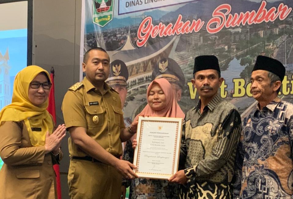 Wagub Audy Resmikan Gerakan Sumbar Bersih Dukung Pengembangan Pariwisata