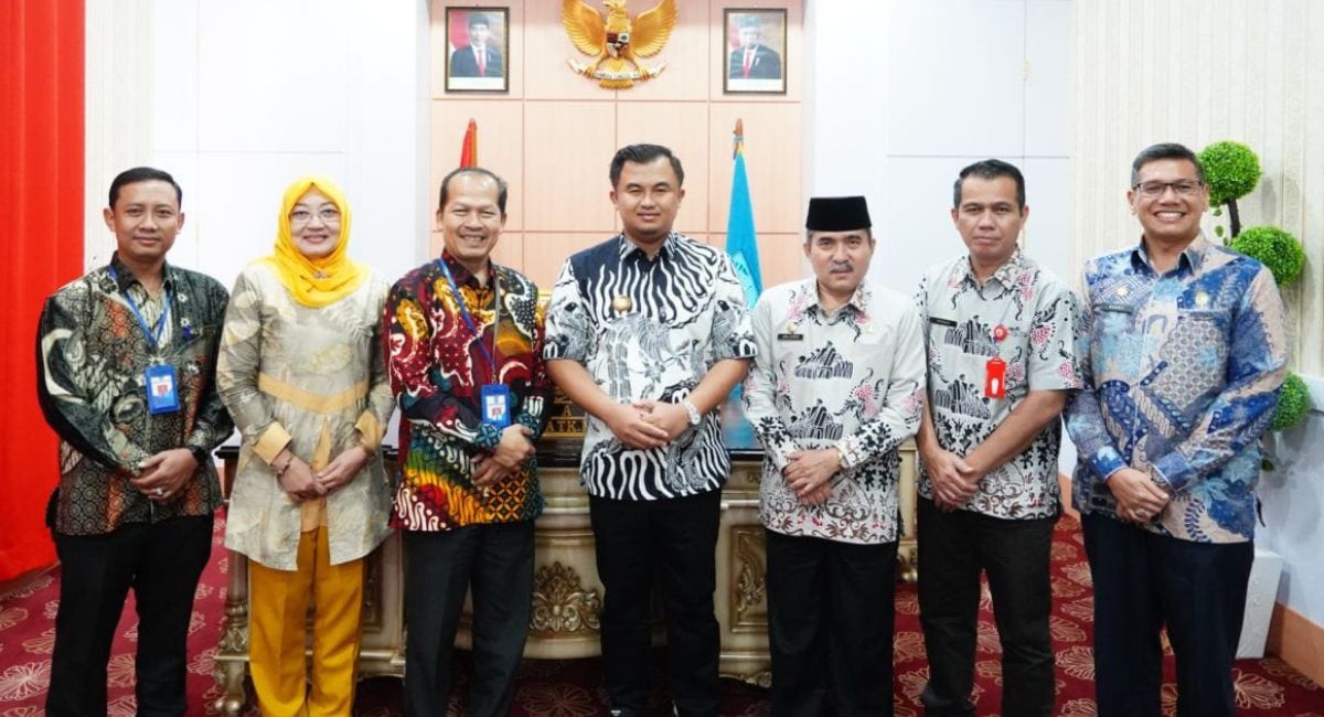 Majukan Pendidikan, Sutan Riska Jalin Kerja Sama dengan Perguruan Tinggi