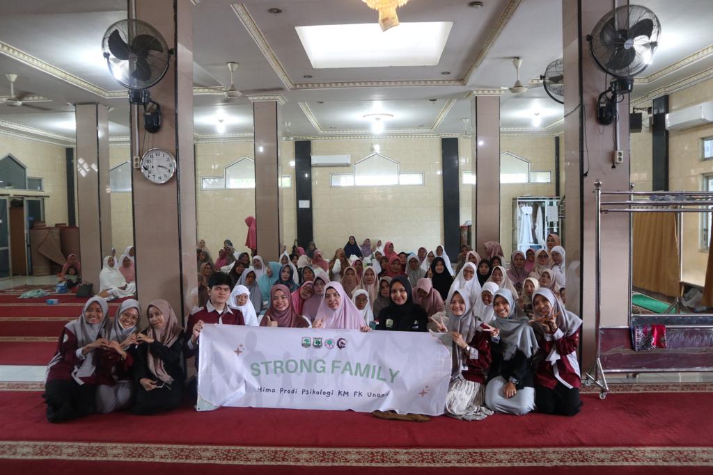 Tim Pengabdian Masyarakat HIMA Psikologi Unand Gelar Penyuluhan Parenting di Pauh