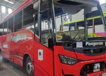 Bus baru armada PO Pangeran yang berukuran lebih besar. [Foto: Dok. PO Pangeran]