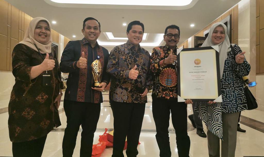 Bank Nagari Terima Penghargaan Anugerah Syariah Republika, Bank Daerah dengan Pembiayaan UMKM Terbaik