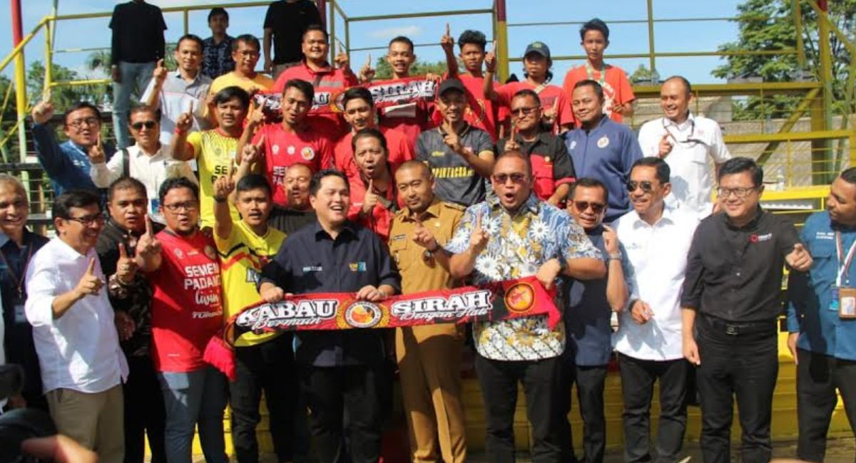 Menteri BUMN Erick Thohir Dukung Semen Padang Promosi ke Liga 1