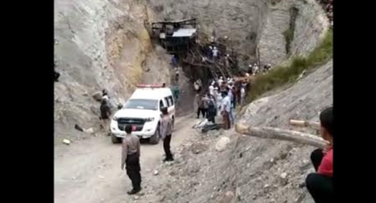 Kapolres Sawahlunto Besuk Korban Kecelakaan Tambang