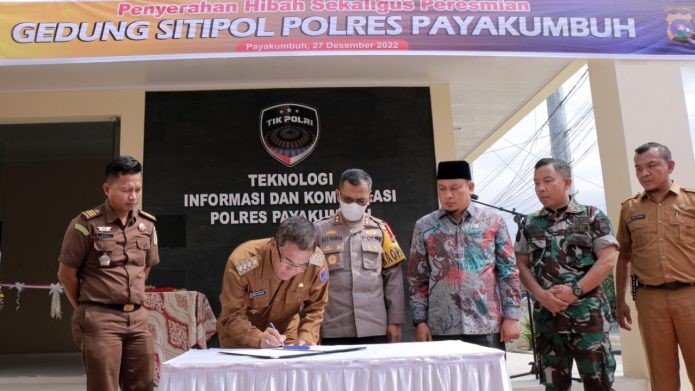 Pemko Payakumbuh Hibahkan Gedung Sitipol pada Polres