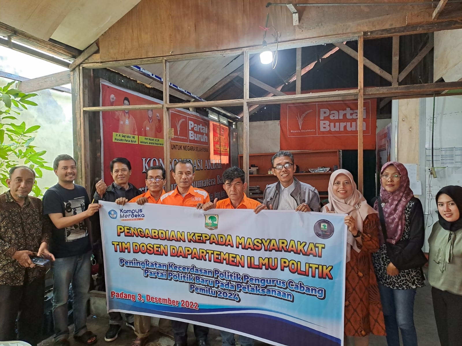 Songsong Pemilu 2024, Dosen Ilmu Politik Unand Literasi Kader Partai Buruh