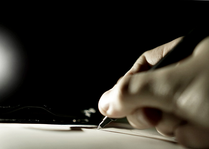 Langgam.id - Kepolisian Daerah (Polda) Sumbar menyelidiki kasus dugaan pemalsuan tanda tangan Mamak Kepala Kaum Suku Koto Nan Baranam.