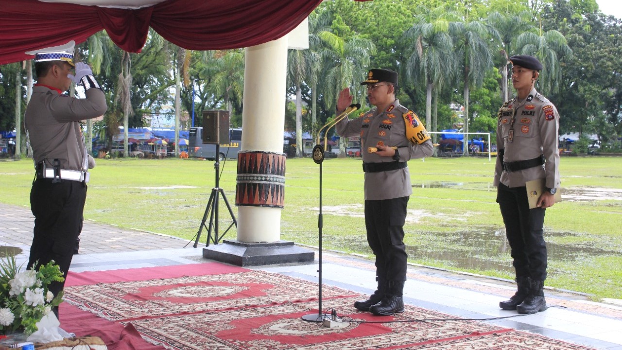 Operasi Lilin Singgalang 2022 Dimulai, Kapolda Pimpin Apel Cek Personel