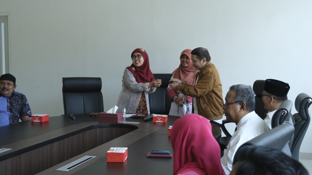 UIN Imam Bonjol Gelar Sertijab Kabiro AUPK