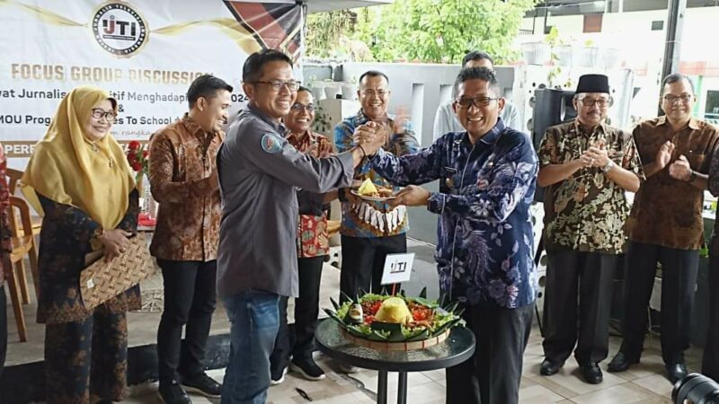 Resmikan Sekretariat IJTI Sumbar, Wako Padang: Akan Selalu Jadi Mitra Pemerintah