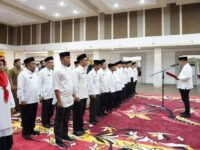 Bupati Kukuhkan Pengurus Masjid Agung Dharmasraya Jelang Peresmian