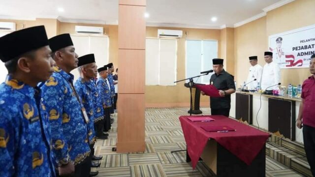 Mutasi Awal Tahun, Bupati Dharmasraya Lantik 10 Pejabat Pemkab