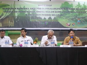 Pemkab Pessel dan KKI Warsi Dorong Masyarakat Kelola Perhutanan Sosial